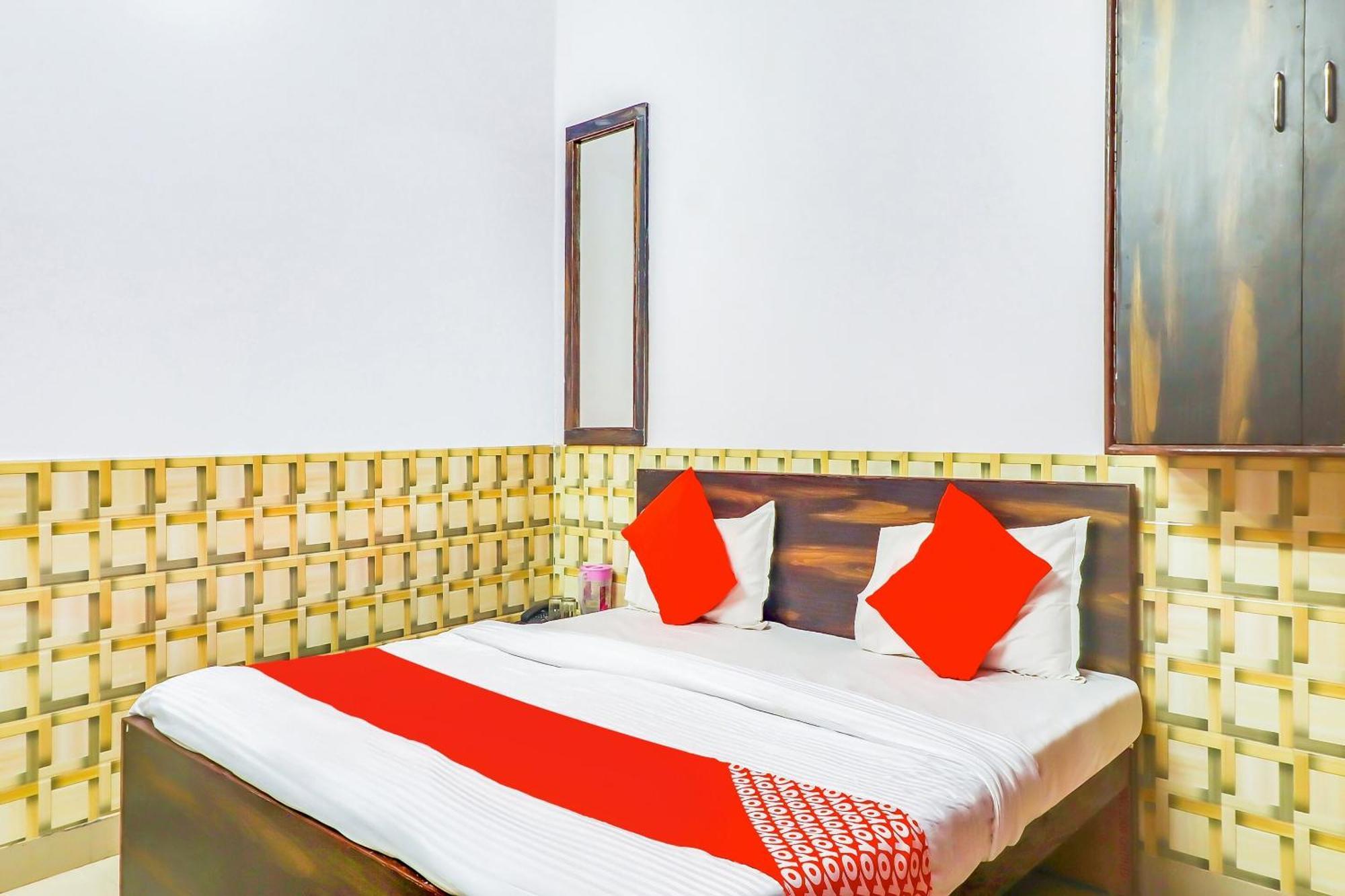 OYO 76591 Hotel Dolphin Lucknow Exterior foto