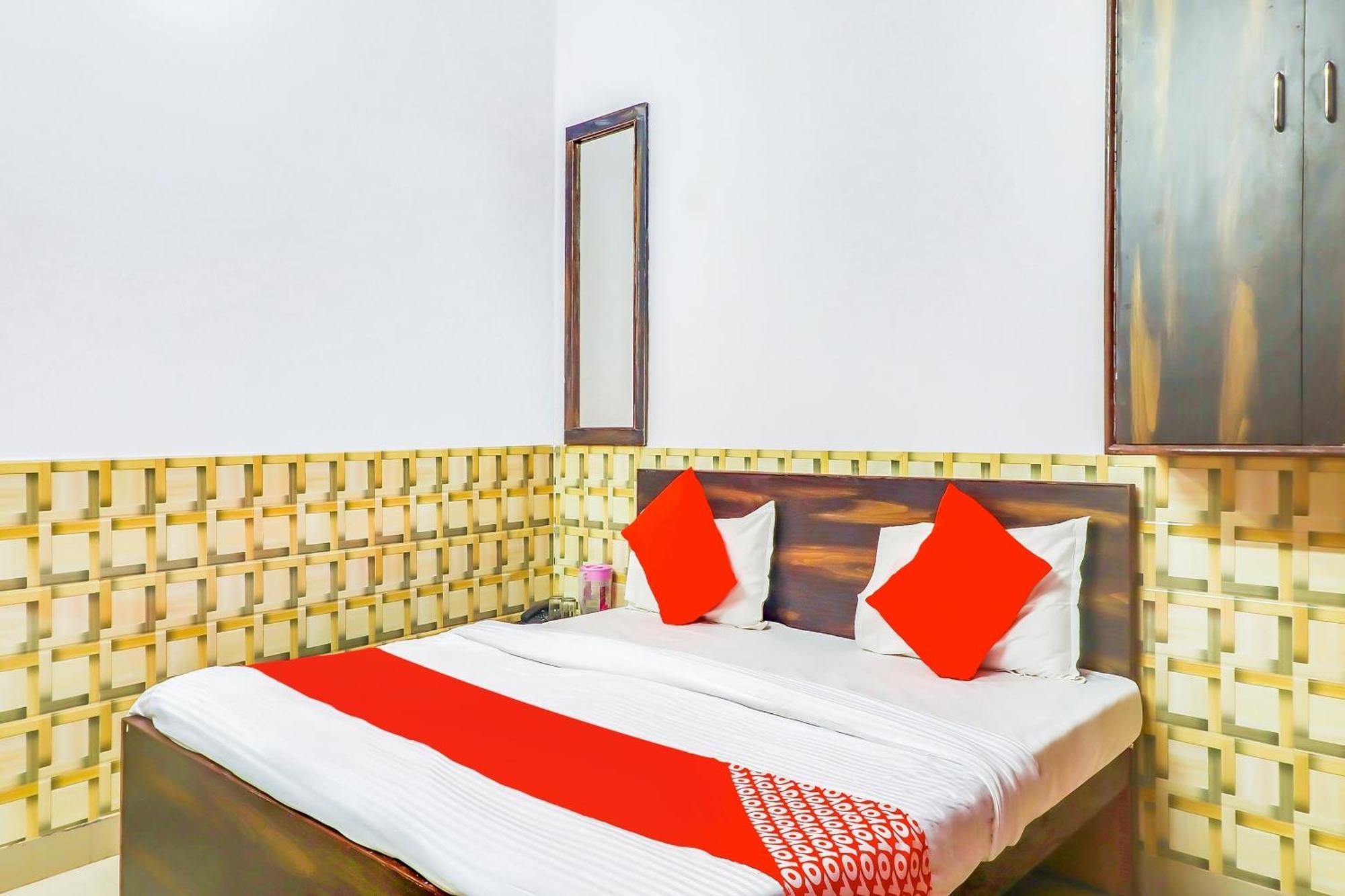 OYO 76591 Hotel Dolphin Lucknow Exterior foto